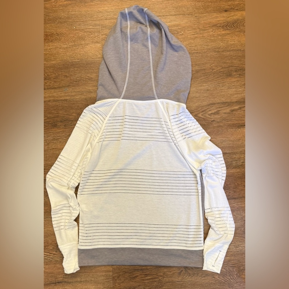Athleta Limitless Pullover Hoodie size M - Picture 7 of 7